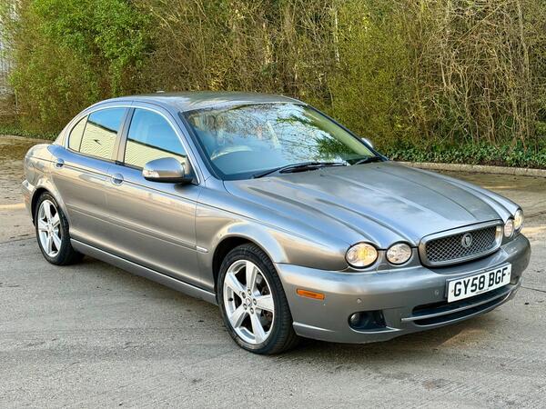 Jaguar X-Type 2.2D DPF Sovereign 4dr