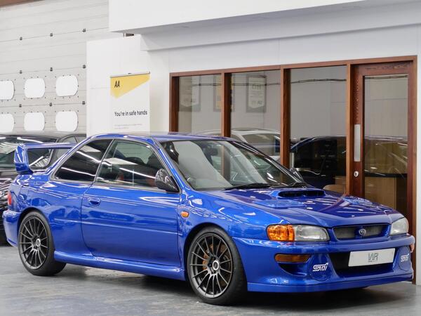 Subaru Impreza 2.0 WRX STi-TYPE R 2 dr Coupe Version 3