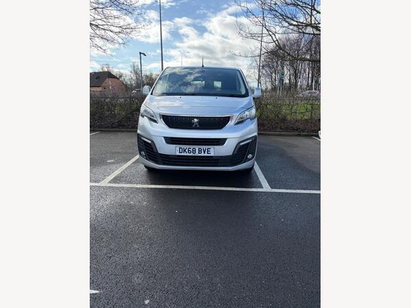 Peugeot Traveller 1.6 BlueHDi Business Standard MPV 5dr Diesel Manual MWB Euro 6 (s/s) (115 ps)