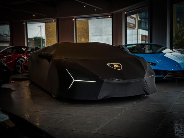 Lamborghini Revuelto 6.5 V12 HPEV 3.8kWh AMT 4WD Euro 6 2dr