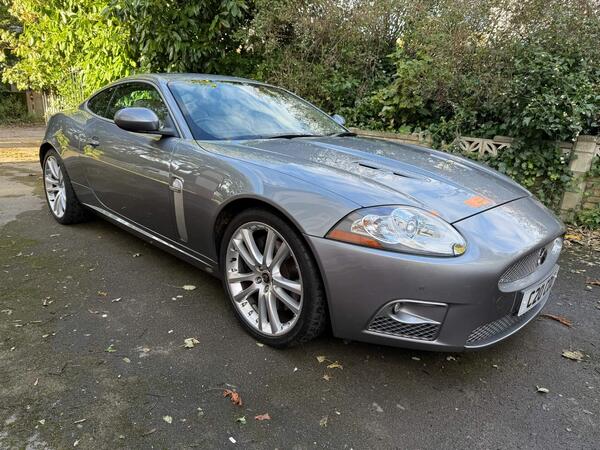 Jaguar XKR 4.2 V8 Auto Euro 4 2dr