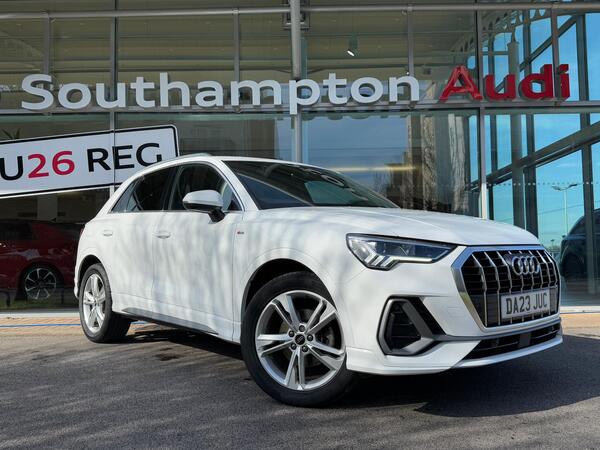 Audi Q3 1.5 TFSI CoD 35 S line S Tronic Euro 6 (s/s) 5dr