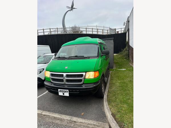 Dodge RAM 5.4V8 Hemi 6dr Petrol Auto