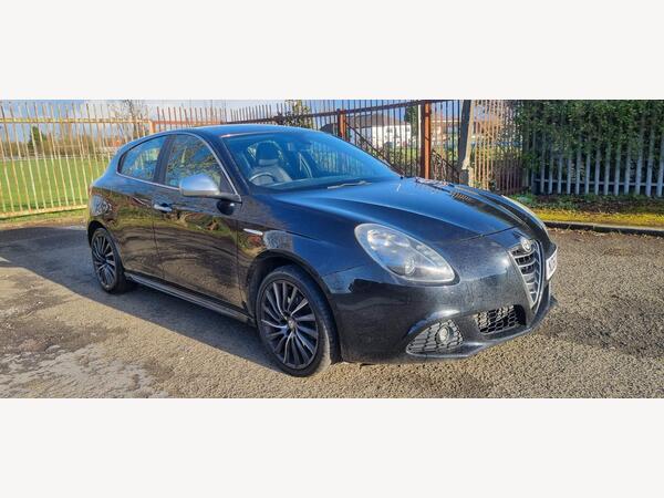 Alfa Romeo Giulietta 2.0 JTDM-2 Veloce Euro 5 (s/s) 5dr