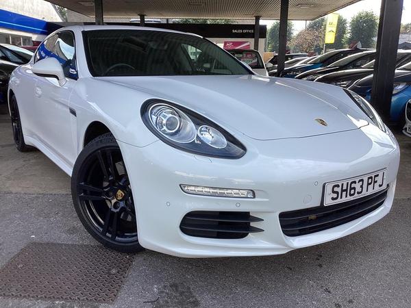 Porsche Panamera 3.0D V6 TiptronicS Euro 5 (s/s) 5dr
