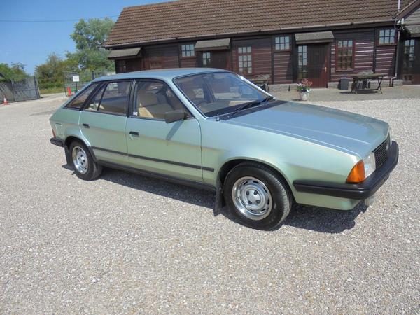 Austin Ambassador 1.7 HL 5dr