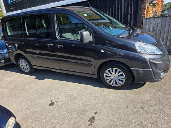 Citroen Dispatch 2.0 TD SX Combi 5dr Diesel Manual FWD L2 H1 (183 g/km, 126 bhp)