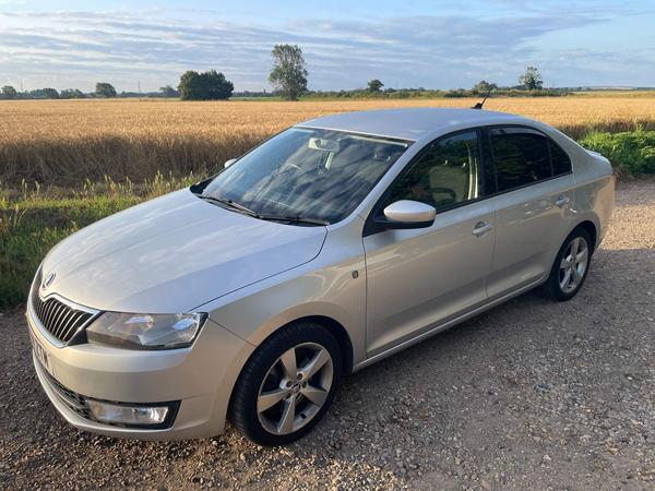 Skoda Rapid 1.4 TSI Elegance DSG Euro 5 5dr