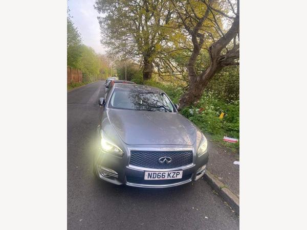 Infiniti Q70 2.2d Premium Auto Euro 6 (s/s) 4dr