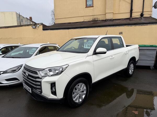 SsangYong Musso 2.2D EX Pickup Double Cab 4dr Diesel Manual 4WD Euro 6 (202 ps)