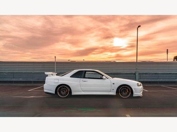 Nissan Skyline GT-R34 V-SPEC Limited Edition