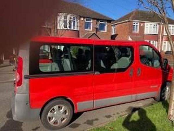 Renault Trafic 2.0 dCi ENERGY 28 Business SWB Euro 6 (s/s) 5dr (9 Seat)