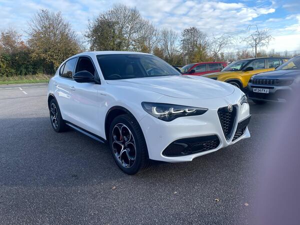 Alfa Romeo Stelvio 2.2 TD Veloce Auto Q4 AWD Euro 6 (s/s) 5dr