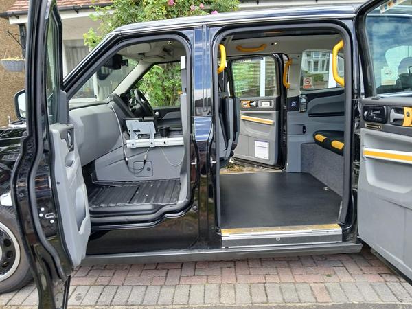 LEVC TX 31kWh Vista Taxi Auto Euro 6 4dr (Range Extender)