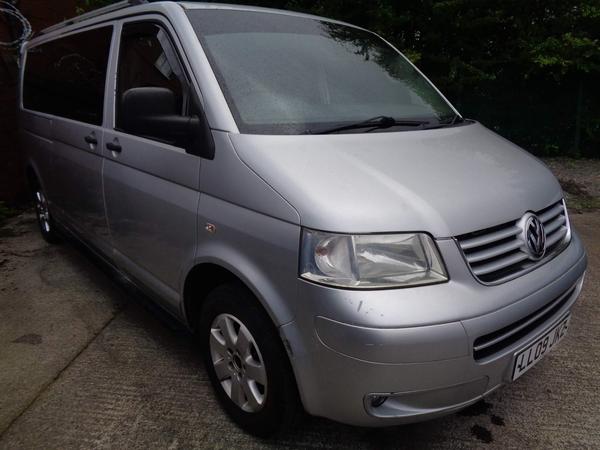 Volkswagen Transporter Shuttle 2.5 TDI T30 SE Auto L3 H1 4dr