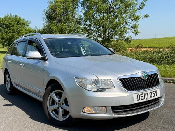 Skoda Superb 2.0 TDI Elegance DSG Euro 5 5dr