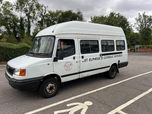 LDV Convoy 2.5 TD 3.5t 15 Seat Minibus 46000 Miles Only .