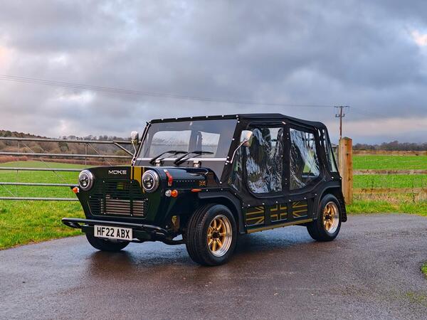 MOKE Classic Black & Gold Edition 1.0