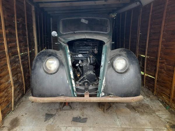 Morris Eight Series E