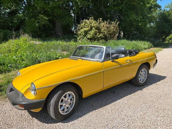 MG MGB GT 1.8 2dr