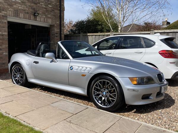 BMW Z3 1.9i Roadster 2dr