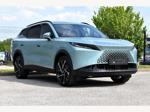 OMODA 7 1.5T SHS 18.4kWh Noble DHT1 Euro 6 (s/s) 5dr