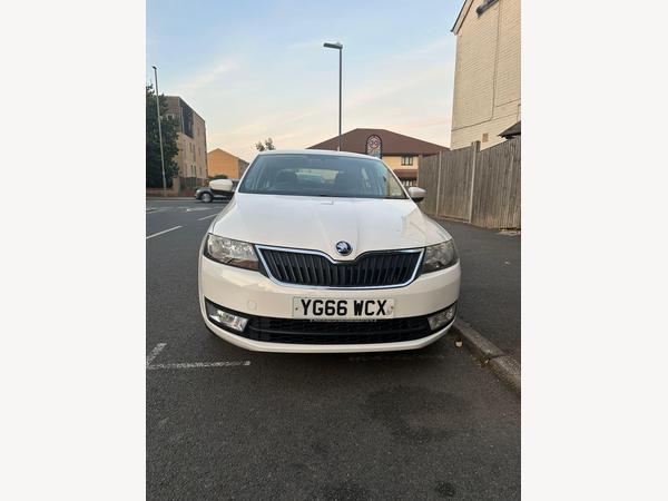 Skoda Rapid 1.4 TDI SE DSG Euro 6 (s/s) 5dr