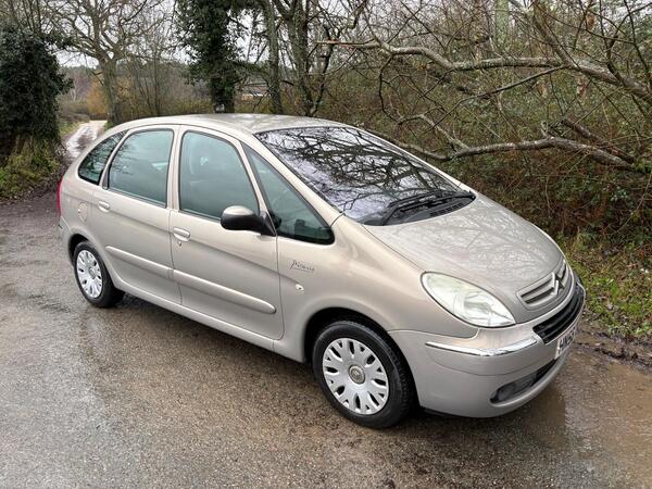 Citroen Xsara Picasso 1.6i 16V Desire 5dr