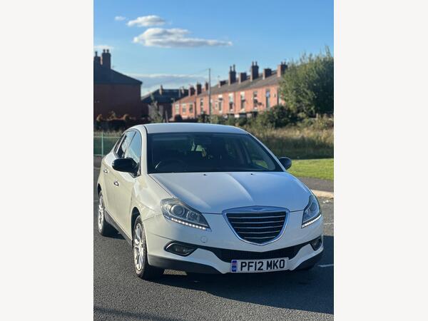 Chrysler Delta 1.4 M-Air SE Euro 5 (s/s) 5dr
