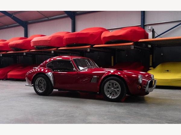 AK Cobra Ford Windsor 351 V8 427 Hardtop