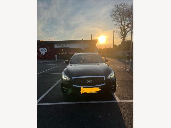 Infiniti Q70 2.2d Sport Auto Euro 5 (s/s) 4dr