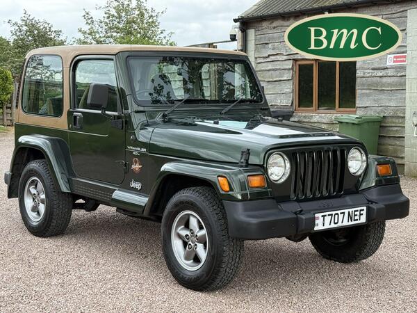 Jeep Wrangler 4.0 Sahara Hard Top 4x4 3dr