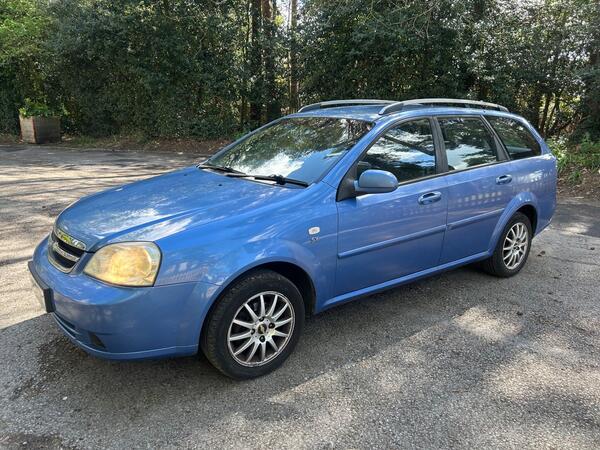 Chevrolet Lacetti 1.6 SX 5dr