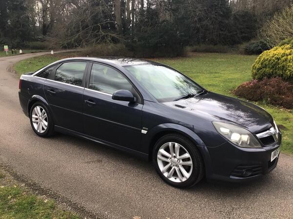 Vauxhall Vectra 1.9 CDTi SRi 5dr