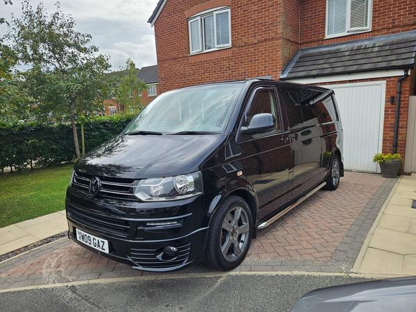 Volkswagen Transporter Sportline 2.0 BiTDI Sportline T32 Kombi 4dr Diesel DSG L3 H1 (214 g/km, 178 bhp)