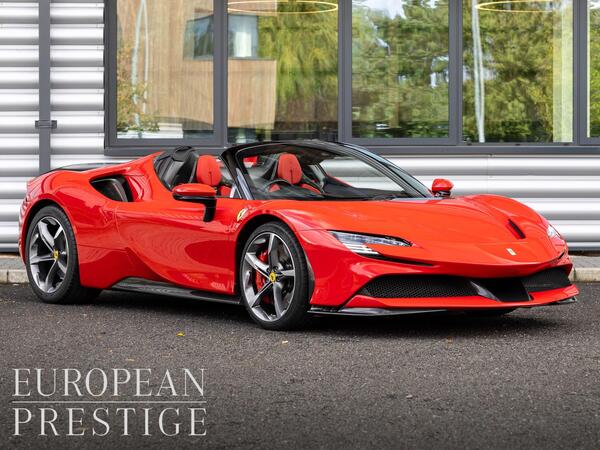 Ferrari SF90 Spider 4.0T V8 7.9kWh F1 DCT 4WD Euro 6 (s/s) 2dr