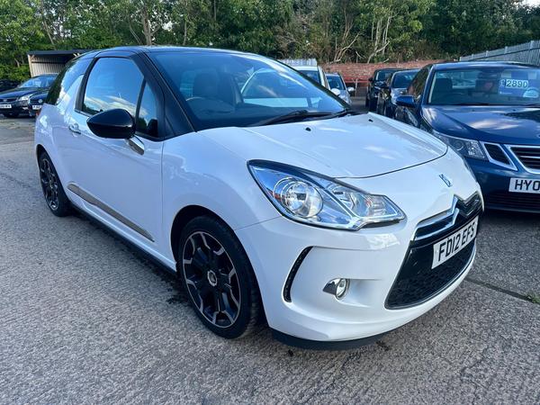Citroen DS3 1.6 e-HDi Airdream DStyle Plus Euro 5 (s/s) 3dr