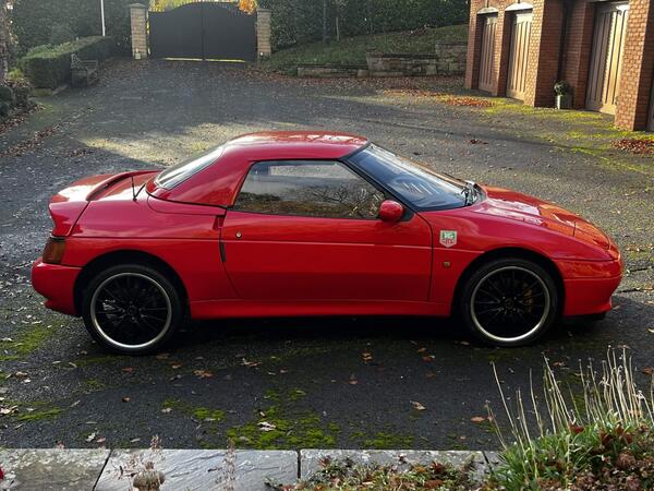 Lotus Elan 1.6 SE 2dr