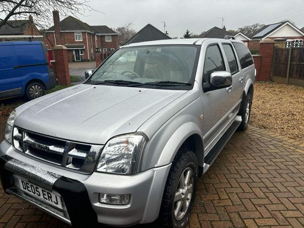 Isuzu Rodeo 3.0 TD Denver Max LE Pickup 4dr Diesel Automatic 4WD (258 g/km, 129 bhp)