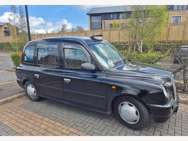 London Taxis International TX4 2.5 TD Black MPV 4dr Diesel )