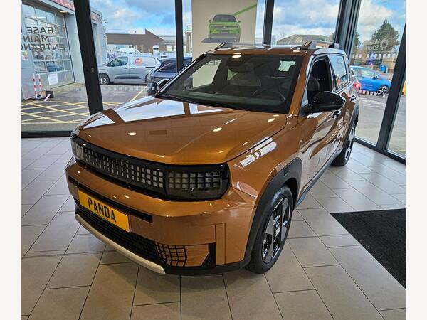Fiat Grande Panda 1.2 MHEV La Prima e-DCT Euro 6 (s/s) 5dr