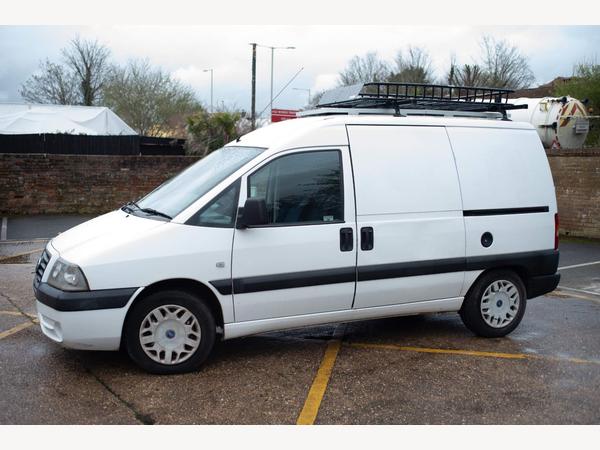 Fiat Scudo 2.0 JTD 16v SX Combi Van 5dr Diesel Manual (109 bhp)