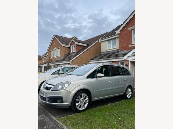 Vauxhall Zafira 2.2 16V Design Auto Euro 4 5dr