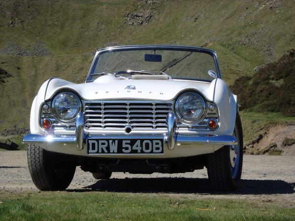 Triumph TR4