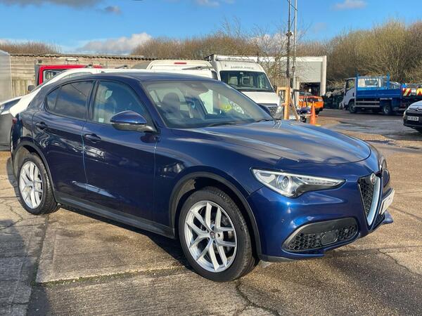 Alfa Romeo Stelvio 2.0T Milano Edizione Auto Q4 AWD Euro 6 (s/s) 5dr