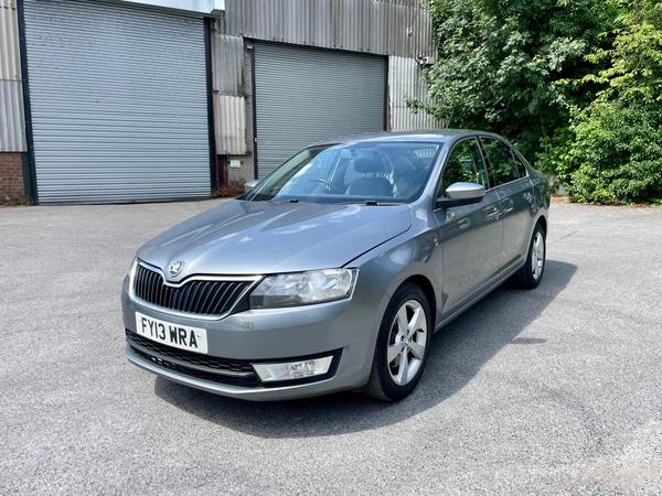 Skoda Rapid 1.6 TDI Elegance Euro 5 5dr