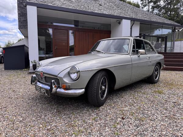 MG MGB GT 1.8 2dr