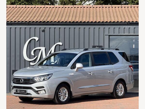 SsangYong Turismo 2.2D EX Euro 6 5dr