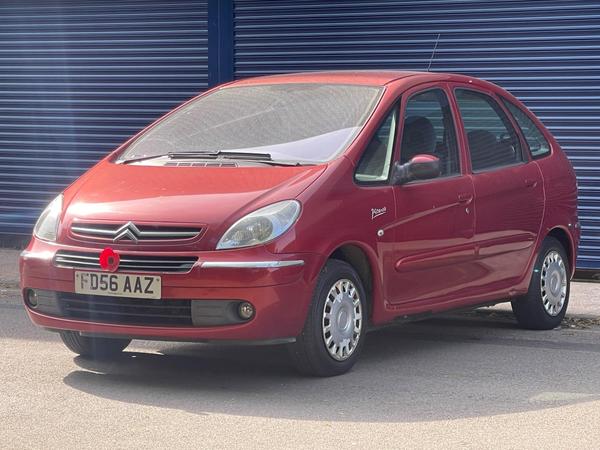 Citroen Xsara Picasso 2.0i 16V Desire 5dr