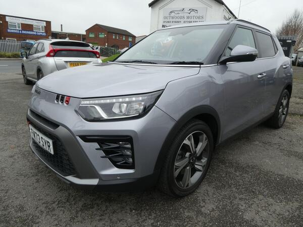 SsangYong Tivoli 1.5P Ultimate Auto Euro 6 (s/s) 5dr